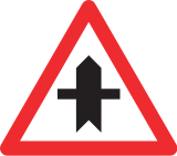 Crossing with a road without priority ahead